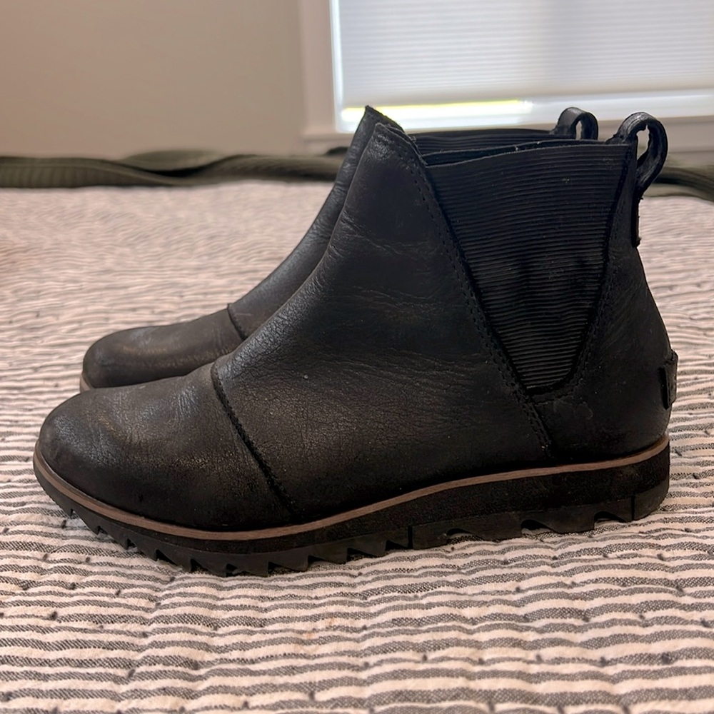 Sorel chelsea bootie